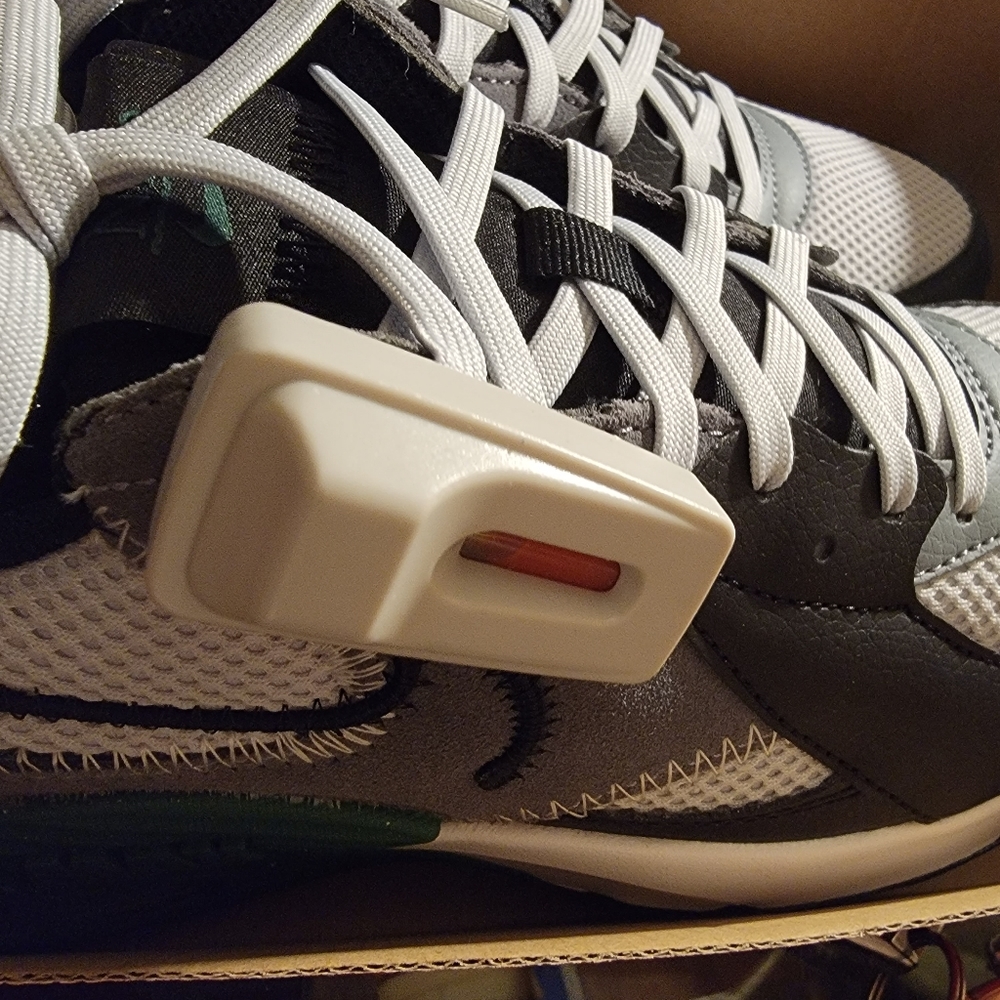 Size 9 Retro Nike Air Max 90